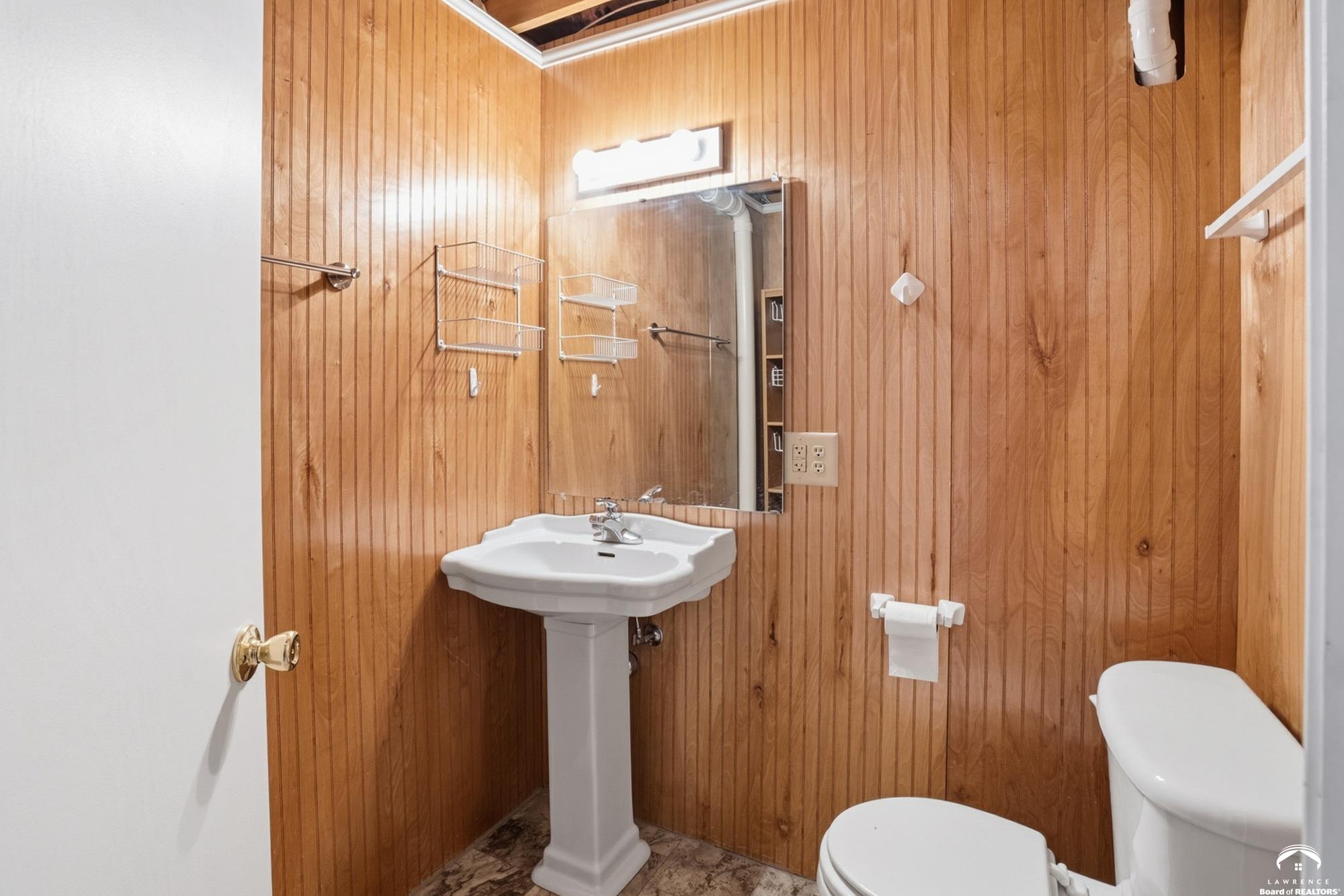 7225 Southwest Marian Road Topeka, KS 66614 - Photo 28 of 49