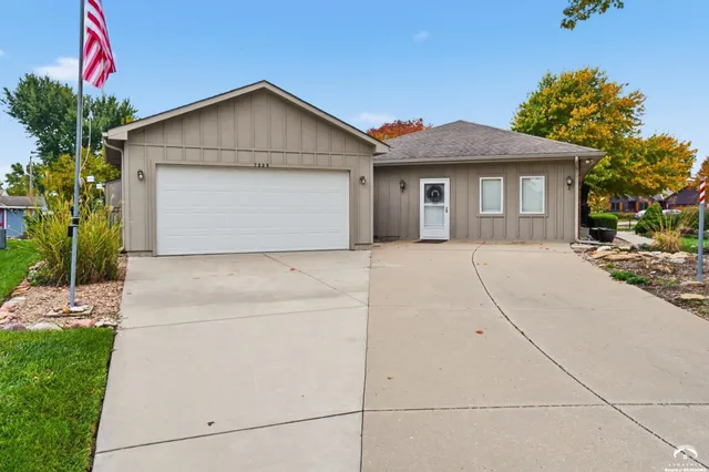 $272,900 | 7225 Southwest Marian Road, Topeka, KS 66614