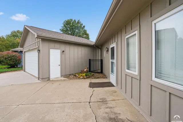 $272,900 | 7225 Southwest Marian Road, Topeka, KS 66614