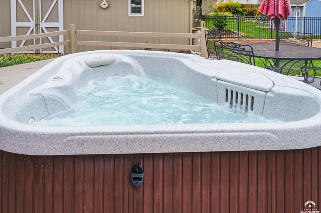 $272,900 | 7225 Southwest Marian Road, Topeka, KS 66614