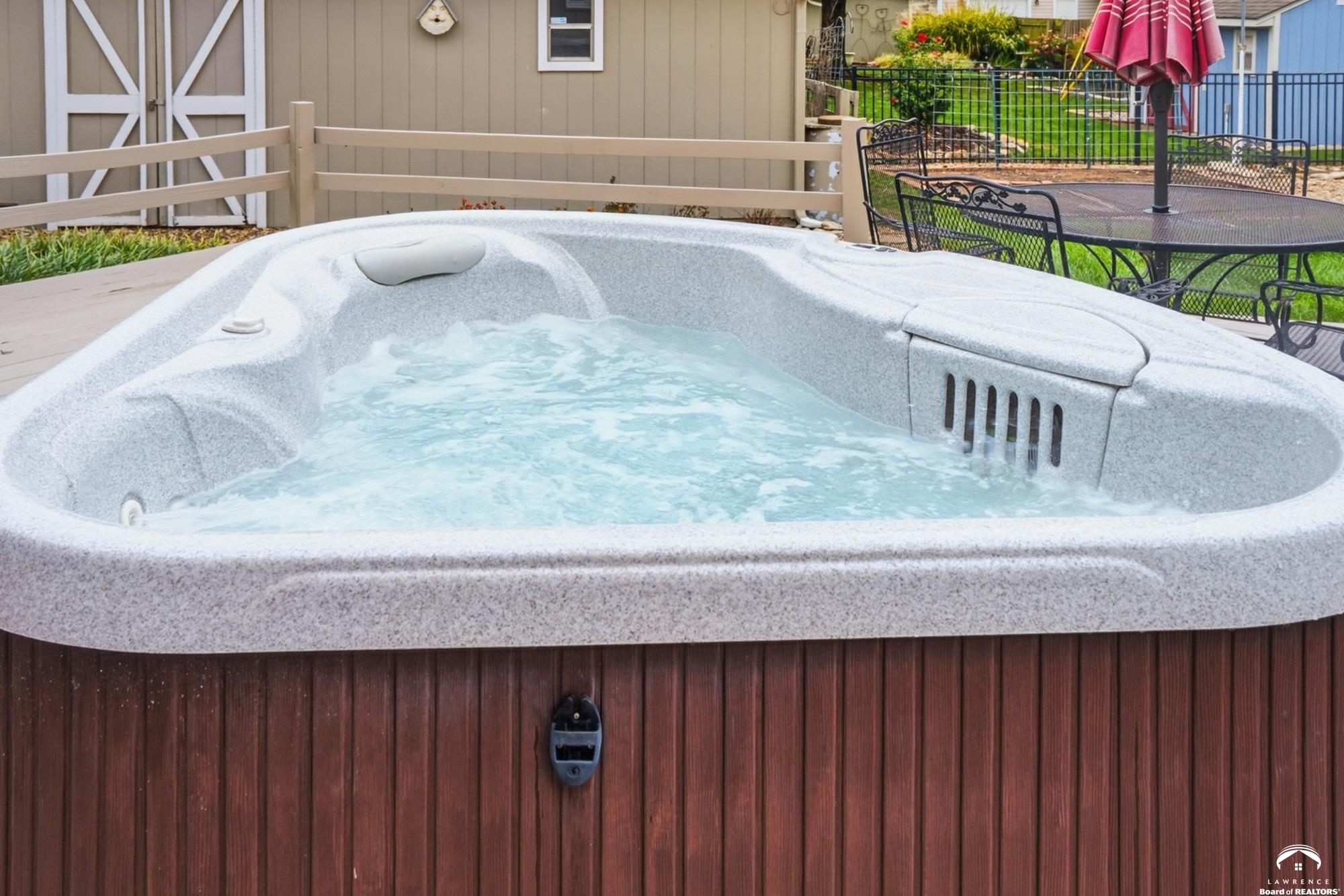 7225 Southwest Marian Road Topeka, KS 66614 - Photo 35 of 49