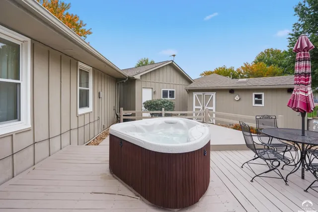 $272,900 | 7225 Southwest Marian Road, Topeka, KS 66614