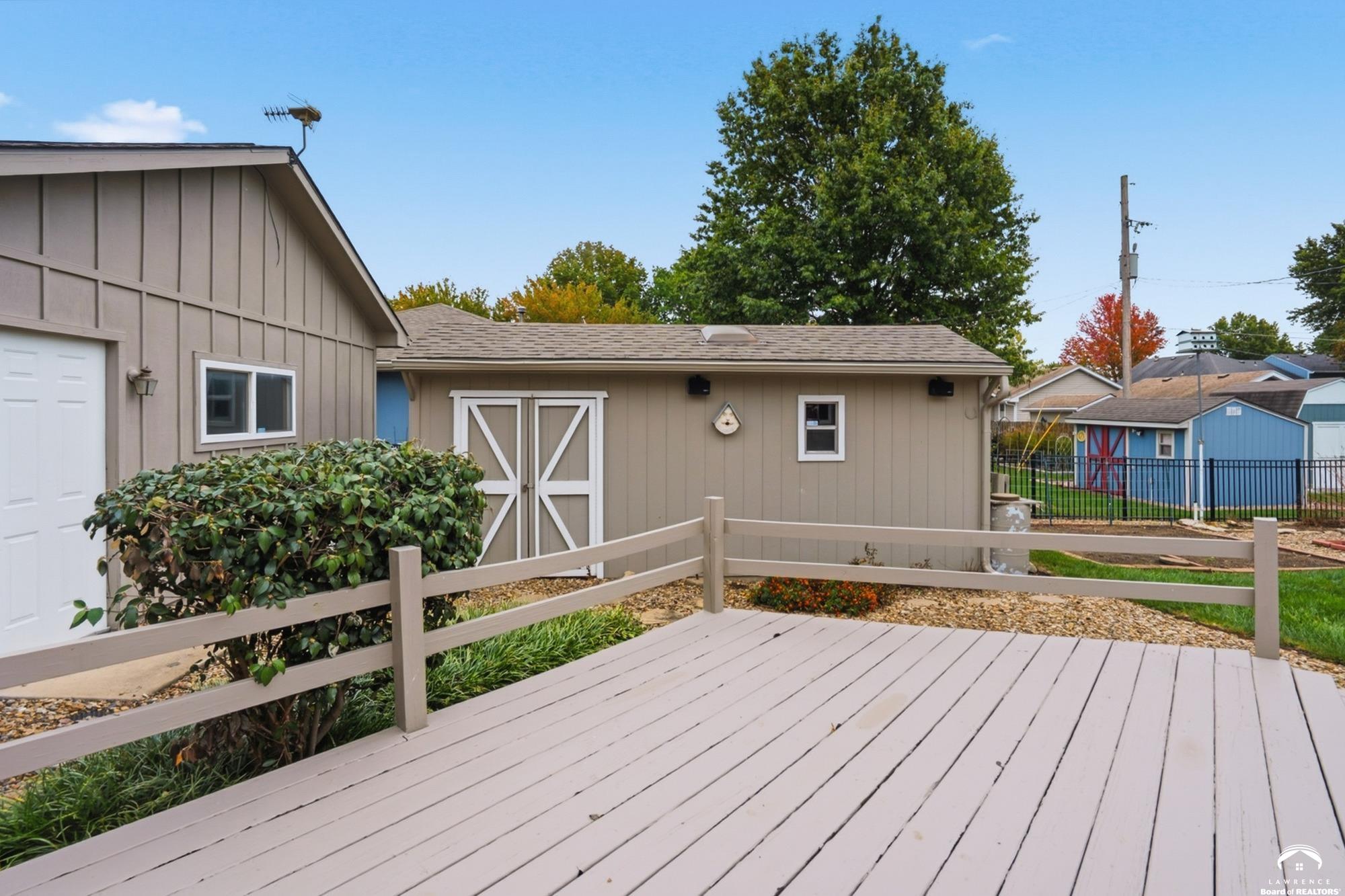 7225 Southwest Marian Road Topeka, KS 66614 - Photo 38 of 49