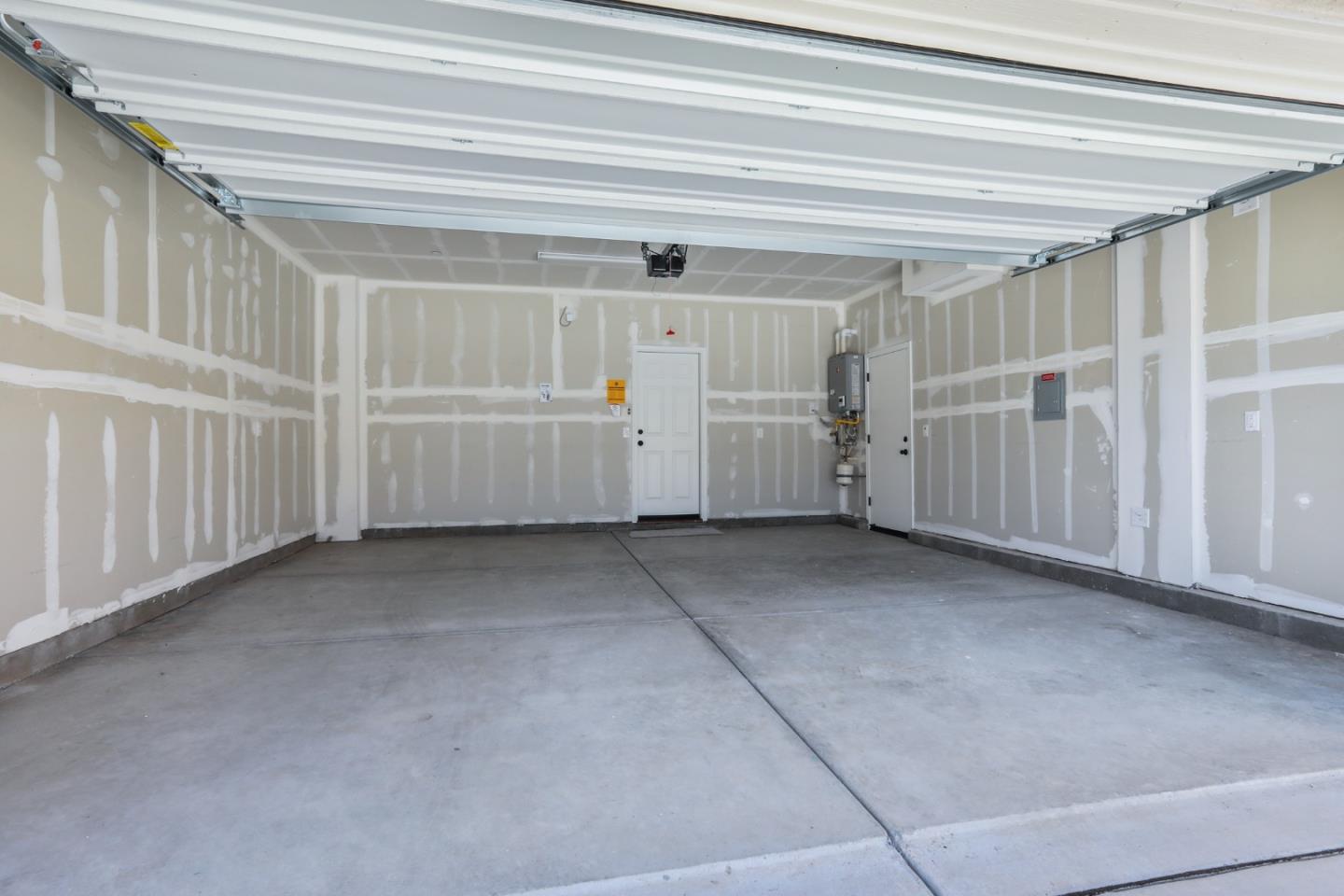 4503 Gray Lodge Loop Rocklin, CA 95677 - Photo 33 of 35 a view of a garage