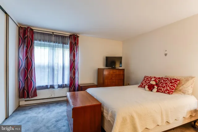 $294,000 | 69 Buckingham Drive, Southampton, NJ 08088