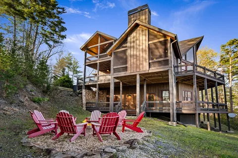 $1,100,000 | 337 Star Gaze Ridge, Blue Ridge, GA 30513