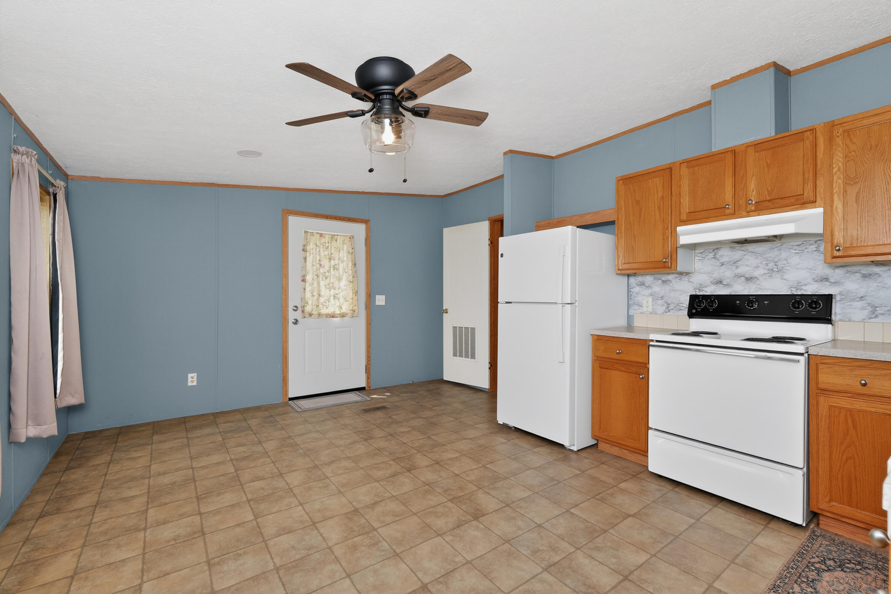 53 Hogg Ridge Road Williamstown, KY 41097 - Photo 9 of 26 Gallery Image 9