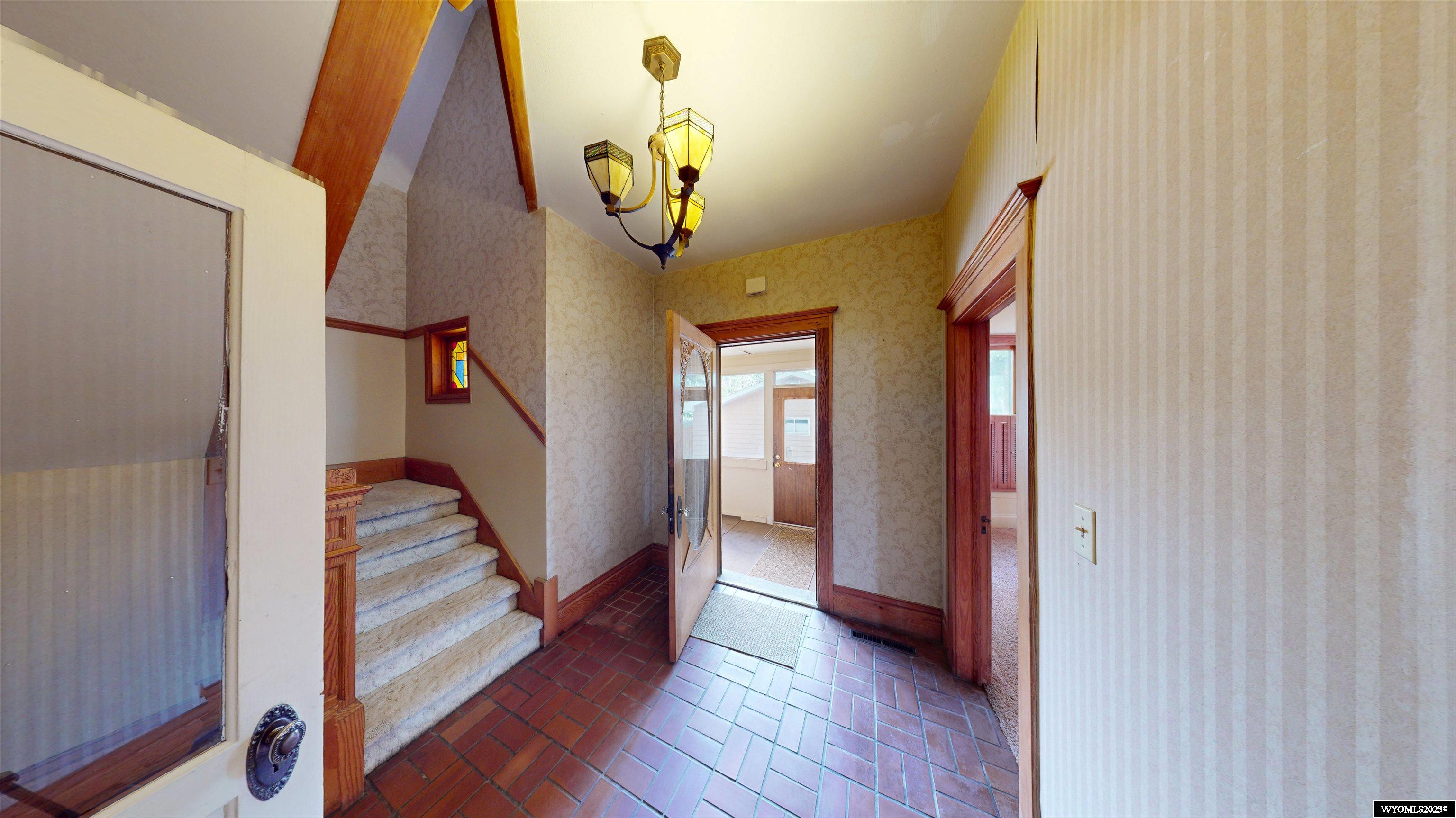 1105 North 2nd Street Lander, WY 82520 - Photo 4 of 49