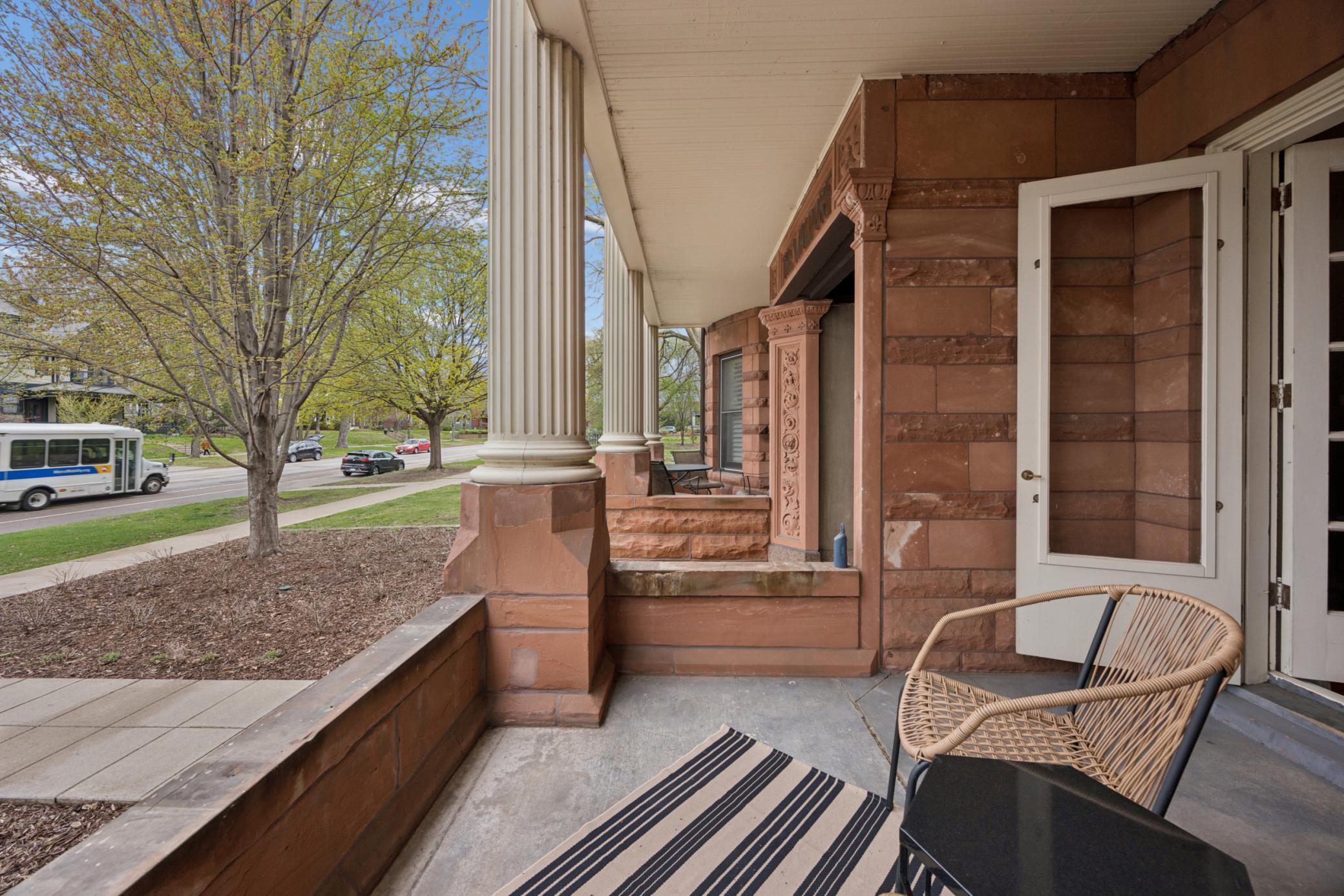 672 Summit Avenue, Unit 102 St. Paul, MN 55105 - Photo 2 of 29