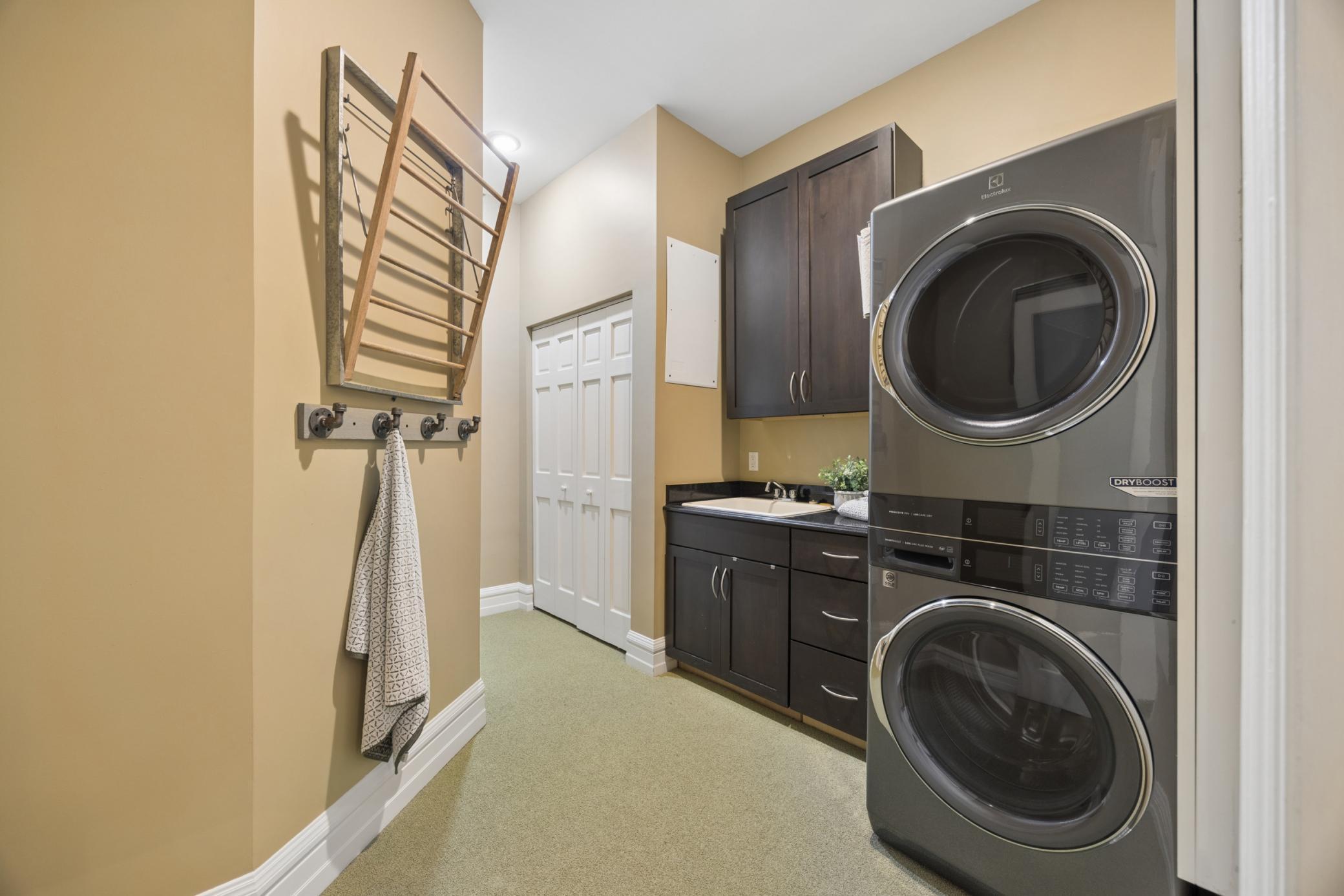672 Summit Avenue, Unit 102 St. Paul, MN 55105 - Photo 21 of 29