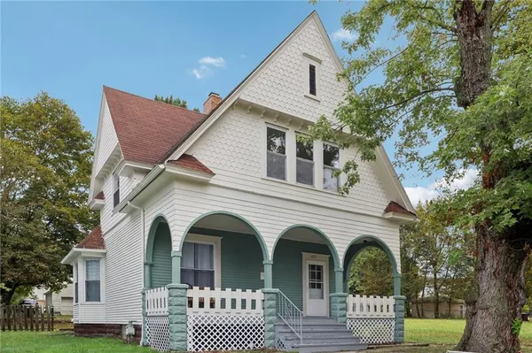 $89,900 | 655 New Castle Avenue, Sharon, PA 16146