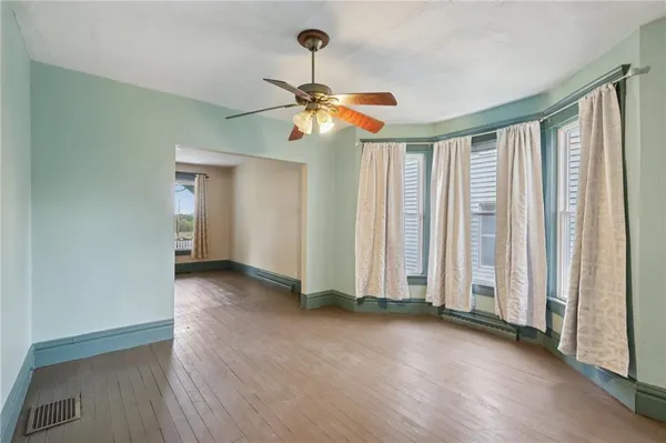 $89,900 | 655 New Castle Avenue, Sharon, PA 16146