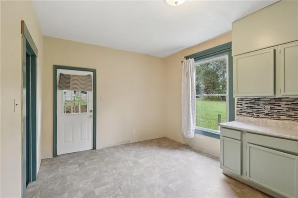 $89,900 | 655 New Castle Avenue, Sharon, PA 16146