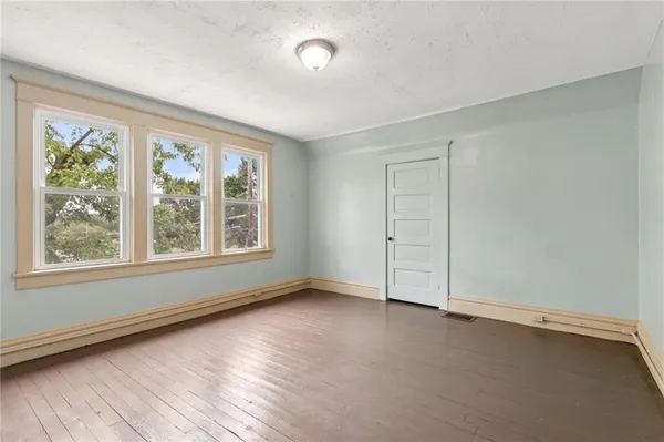 $89,900 | 655 New Castle Avenue, Sharon, PA 16146