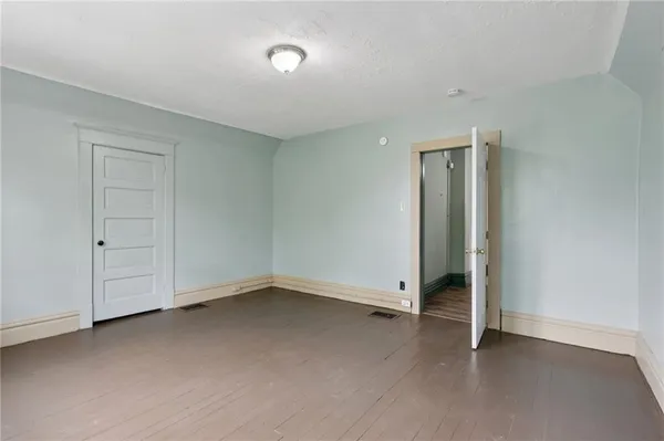 $89,900 | 655 New Castle Avenue, Sharon, PA 16146