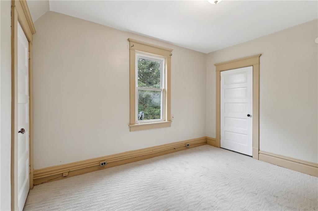 655 New Castle Avenue Sharon, PA 16146 - Photo 32 of 42