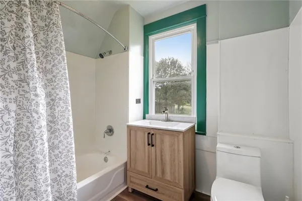 $89,900 | 655 New Castle Avenue, Sharon, PA 16146