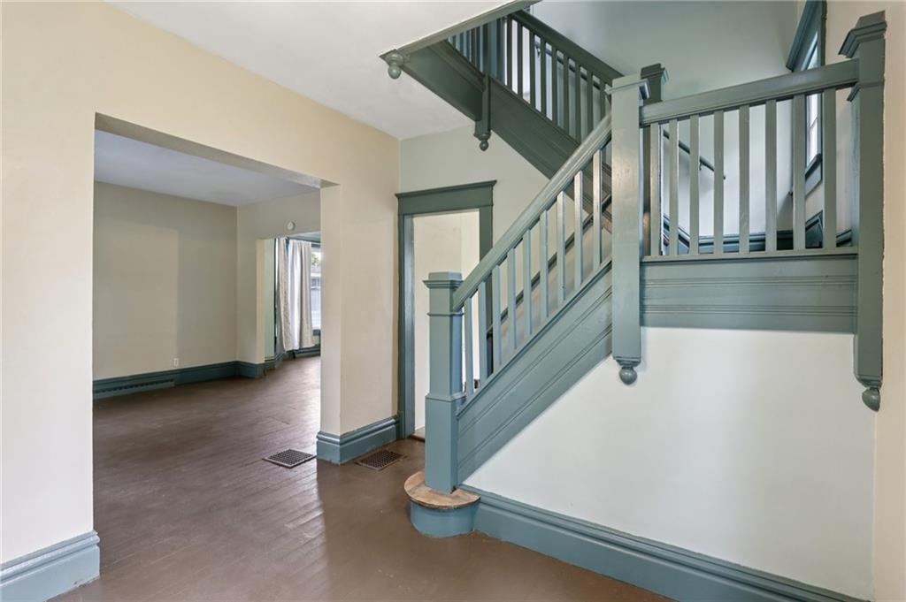 655 New Castle Avenue Sharon, PA 16146 - Photo 7 of 42