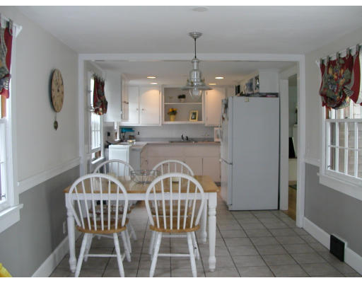 5 Center Hill Road Kingston, MA 02364 - Photo 2 of 17 Gallery Image 2