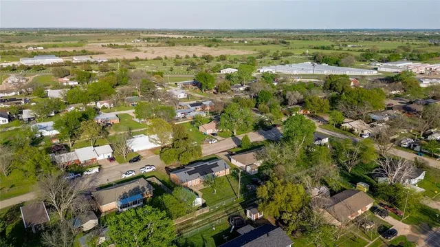 $219,000 | 514 South Llano Street, Whitney, TX 76692