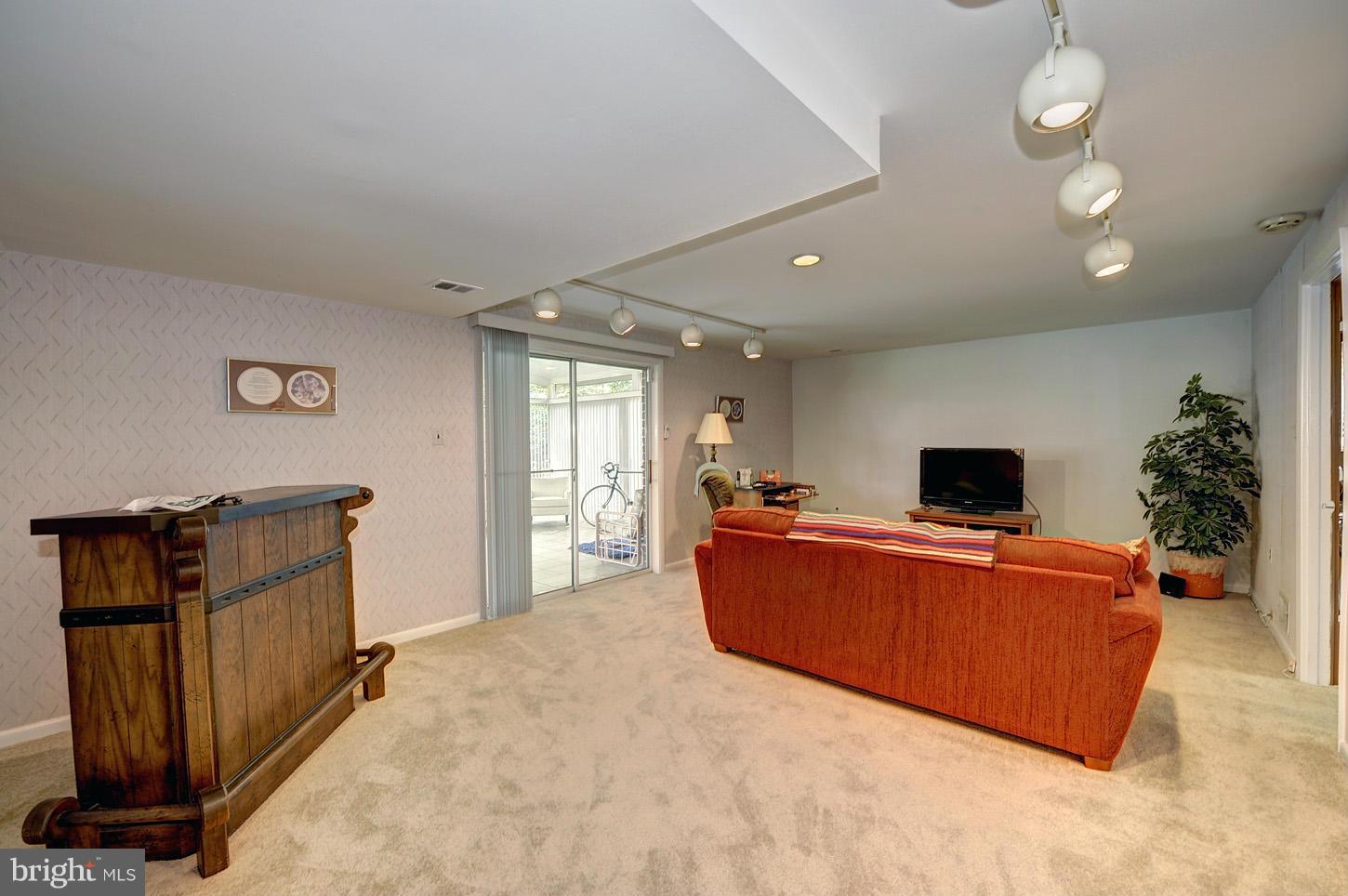 12115 Arbie Road Silver Spring, MD 20904 - Photo 8 of 21 Family Room/Den