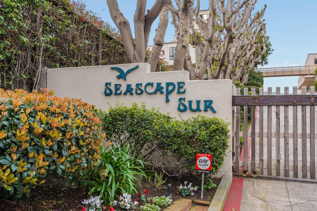 573 South Sierra Avenue, Unit 8 Solana Beach, CA 92075 - Photo 54 of 54 a view of street sign