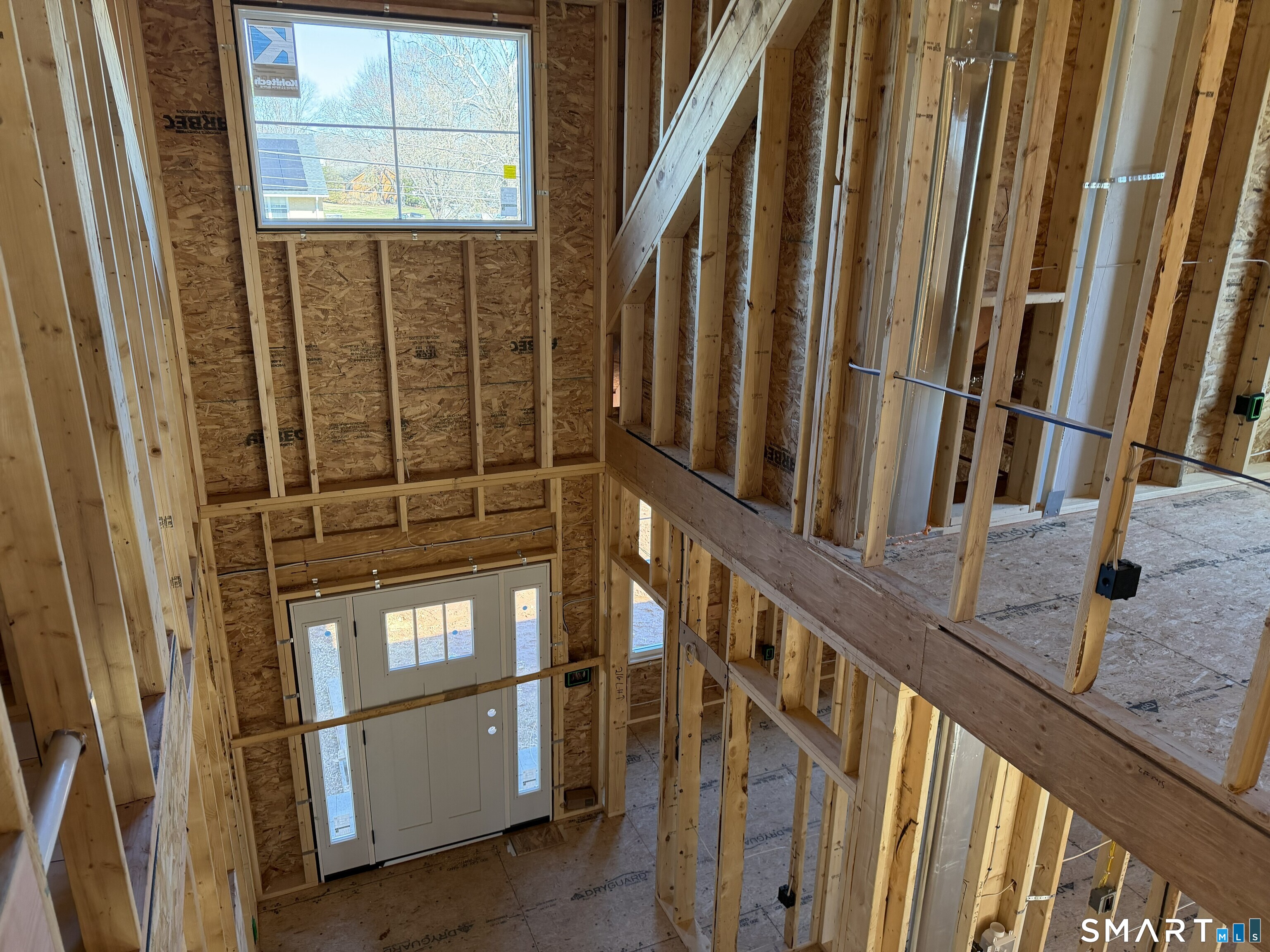 25 Julia Road Bristol, CT 06010 - Photo 14 of 20 a view of an entryway
