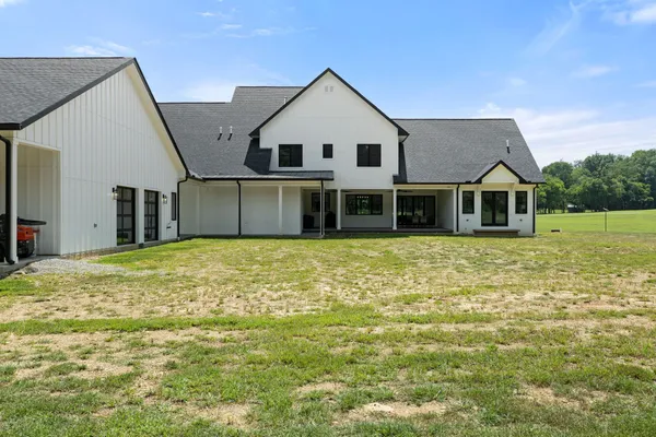 $1,727,000 | 150 Scenic Drive, Pulaski, TN 38478