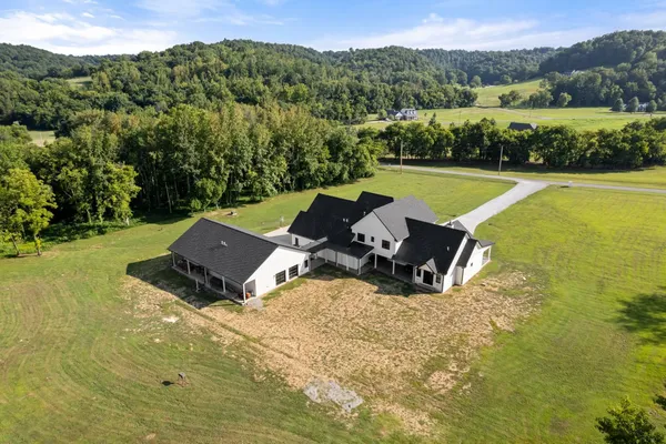 $1,727,000 | 150 Scenic Drive, Pulaski, TN 38478