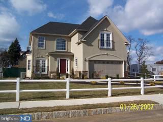 2747 Applehouse Road Philadelphia, PA 19114 - Photo 1 of 5 Gallery Image 1