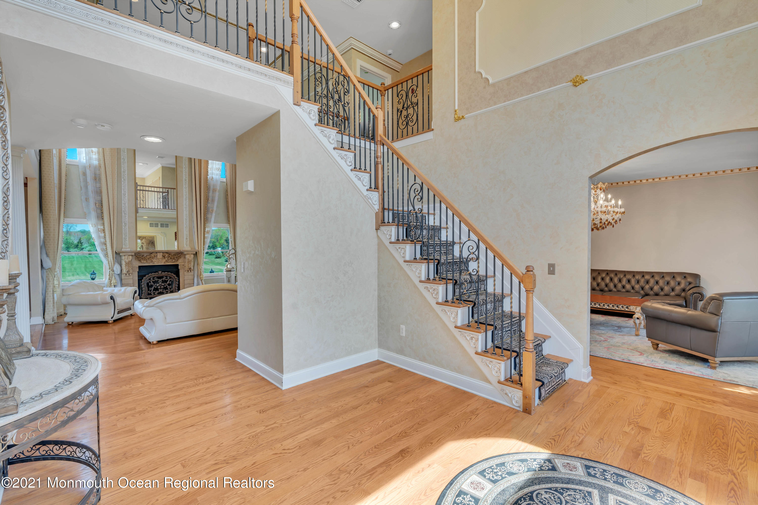 60 Yellow Meetinghouse Road Cream Ridge, NJ 08514 - Photo 3 of 33 a view of entryway and hall