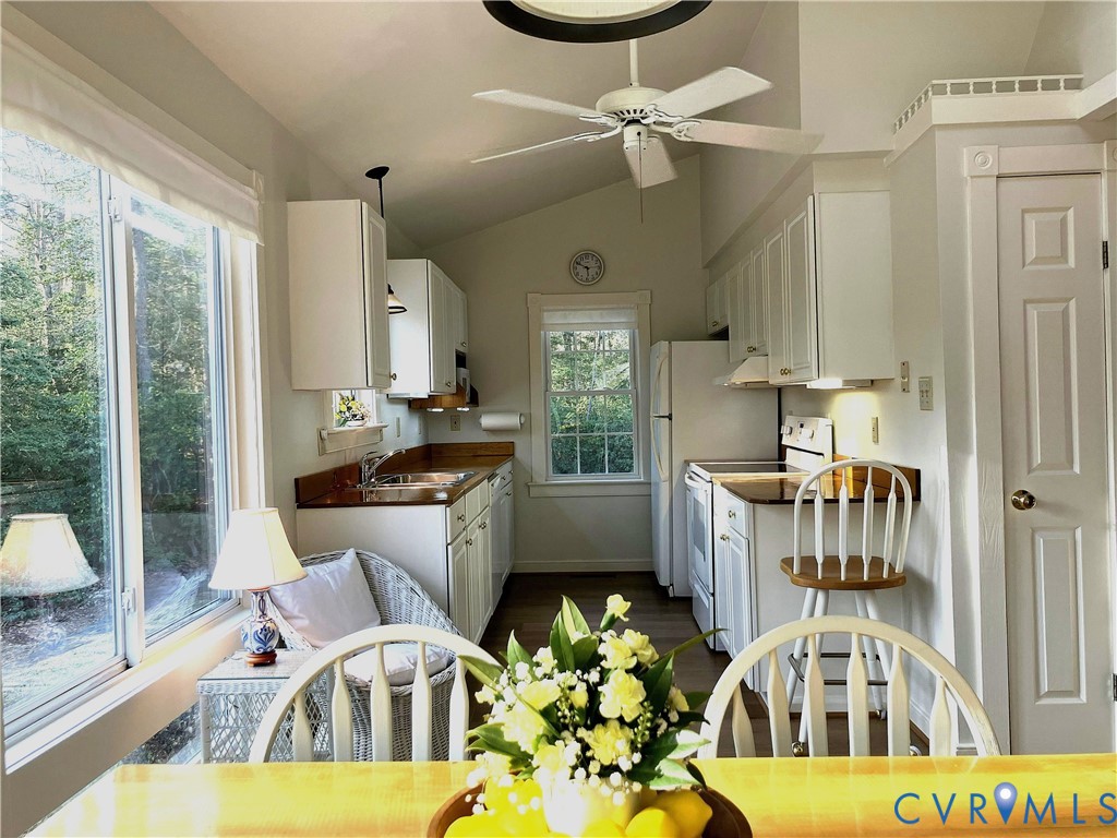 250 Walnut Road Kilmarnock, VA 22482 - Photo 17 of 35