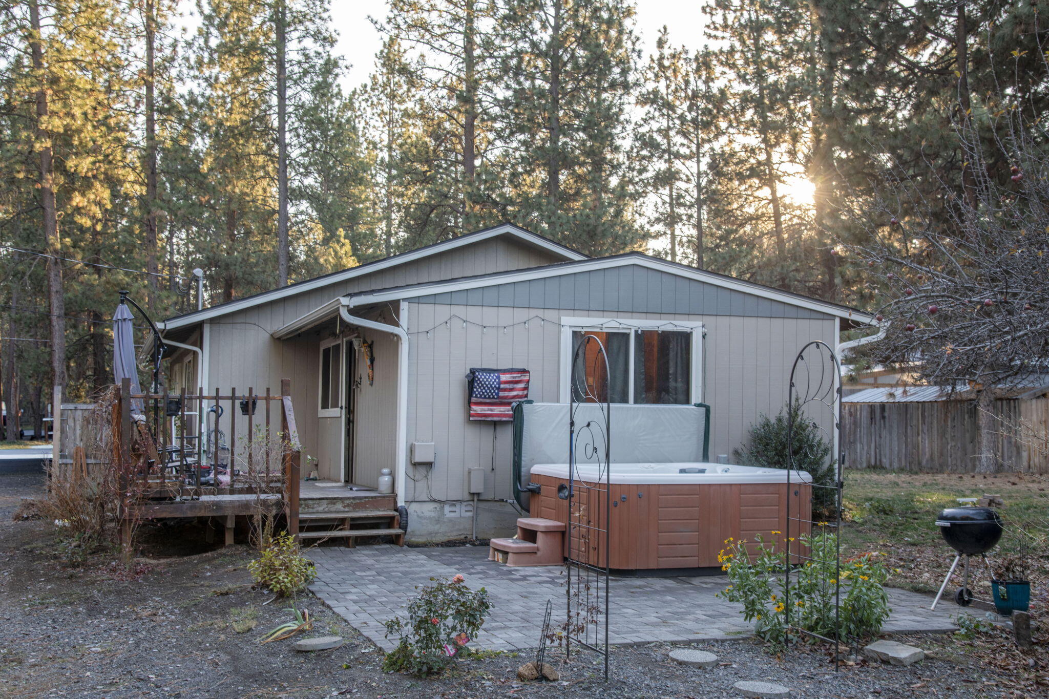 19154 Baker Road Bend, OR 97702 - Photo 19 of 32 17-web-or-mls-DSC_3680