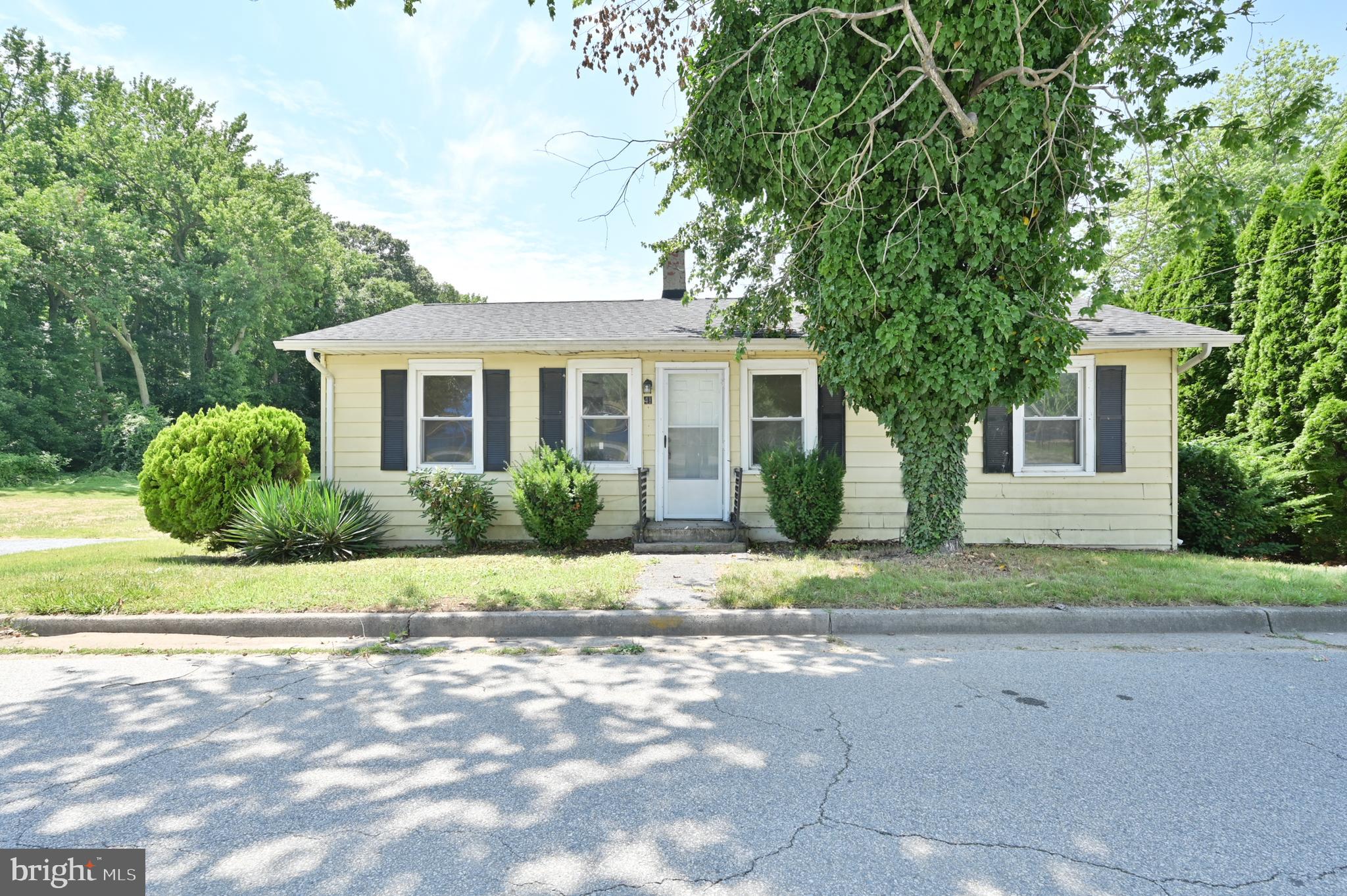 41 Church Landing Road Pennsville, NJ 08070 - Photo 2 of 23