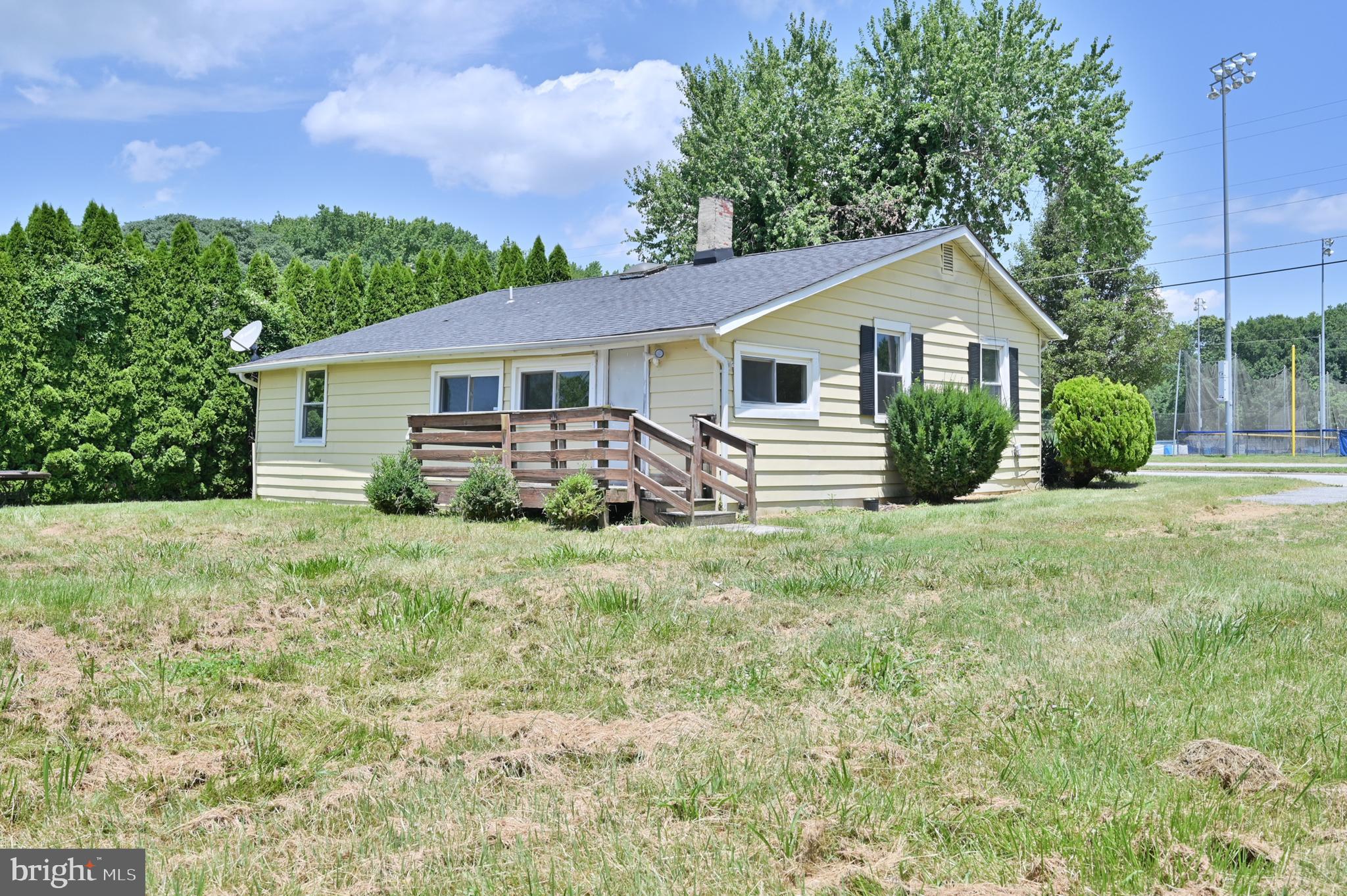 41 Church Landing Road Pennsville, NJ 08070 - Photo 4 of 23