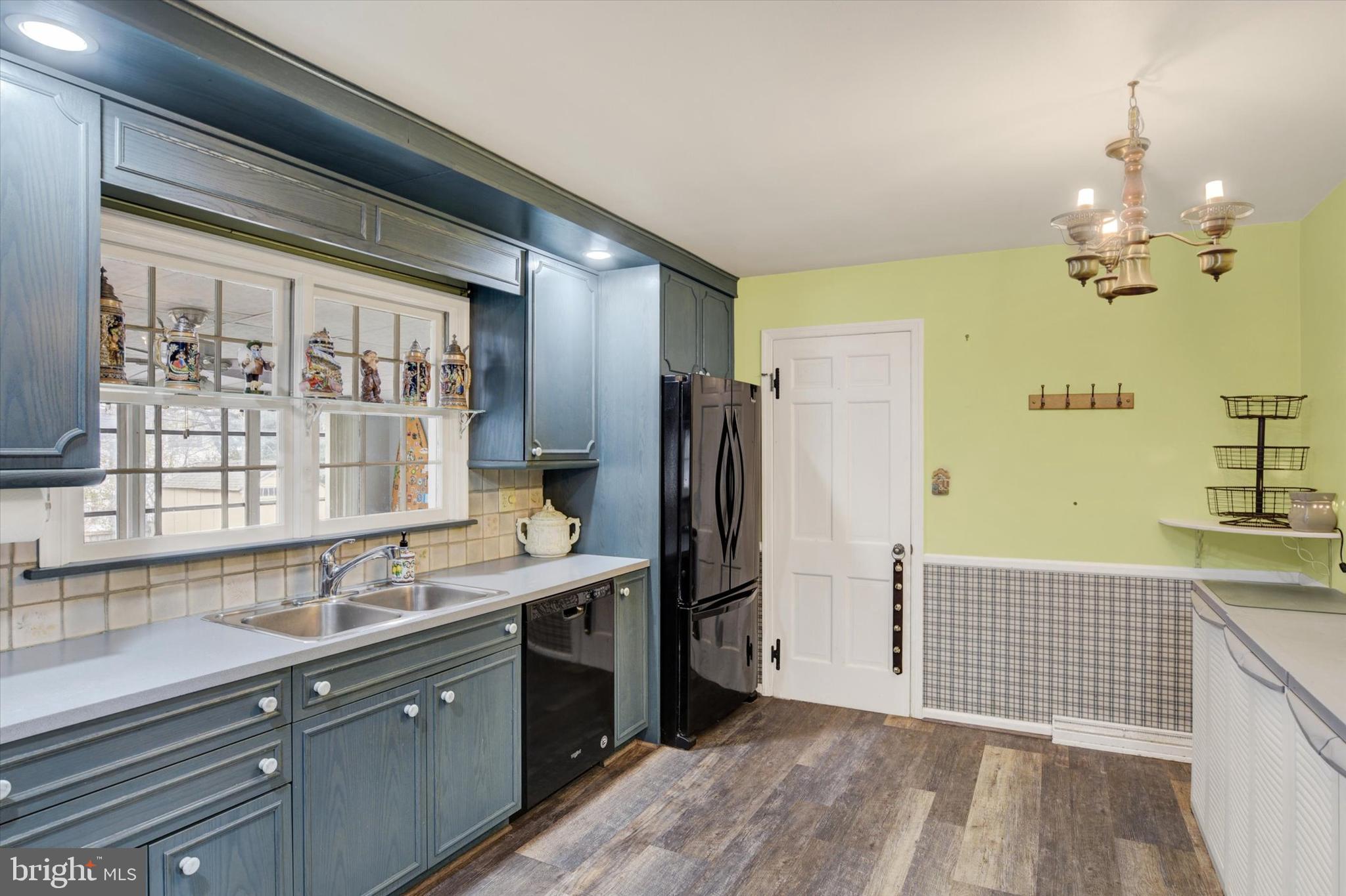 1400 Lowther Road Camp Hill, PA 17011 - Photo 6 of 36