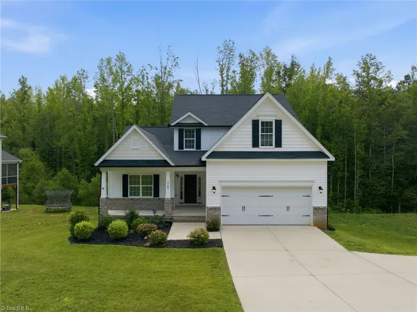 $480,000 | 1739 Ramhurst Drive, Clemmons, NC 27012