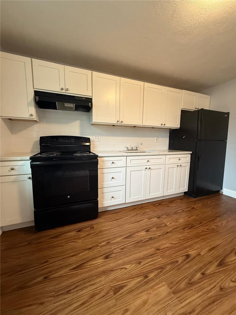 9 Melton Street Pawtucket, RI 02860 - Photo 6 of 26