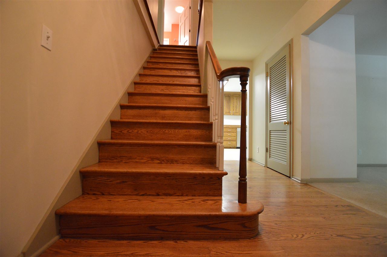718 Bloomfield Road Traverse City, MI 49686 - Photo 39 of 82 1851260-38.JPG