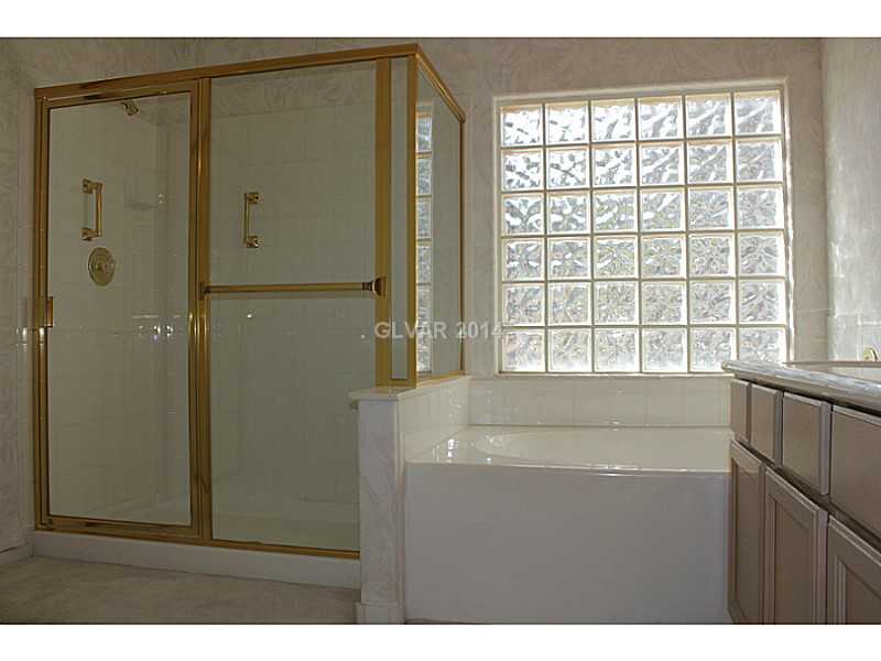 248 Chestnut Ridge Circle Henderson, NV 89012 - Photo 25 of 35 Property Photo. MASTER BATH