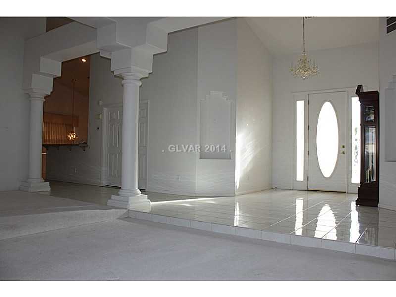 248 Chestnut Ridge Circle Henderson, NV 89012 - Photo 6 of 35 Property Photo. FOYER