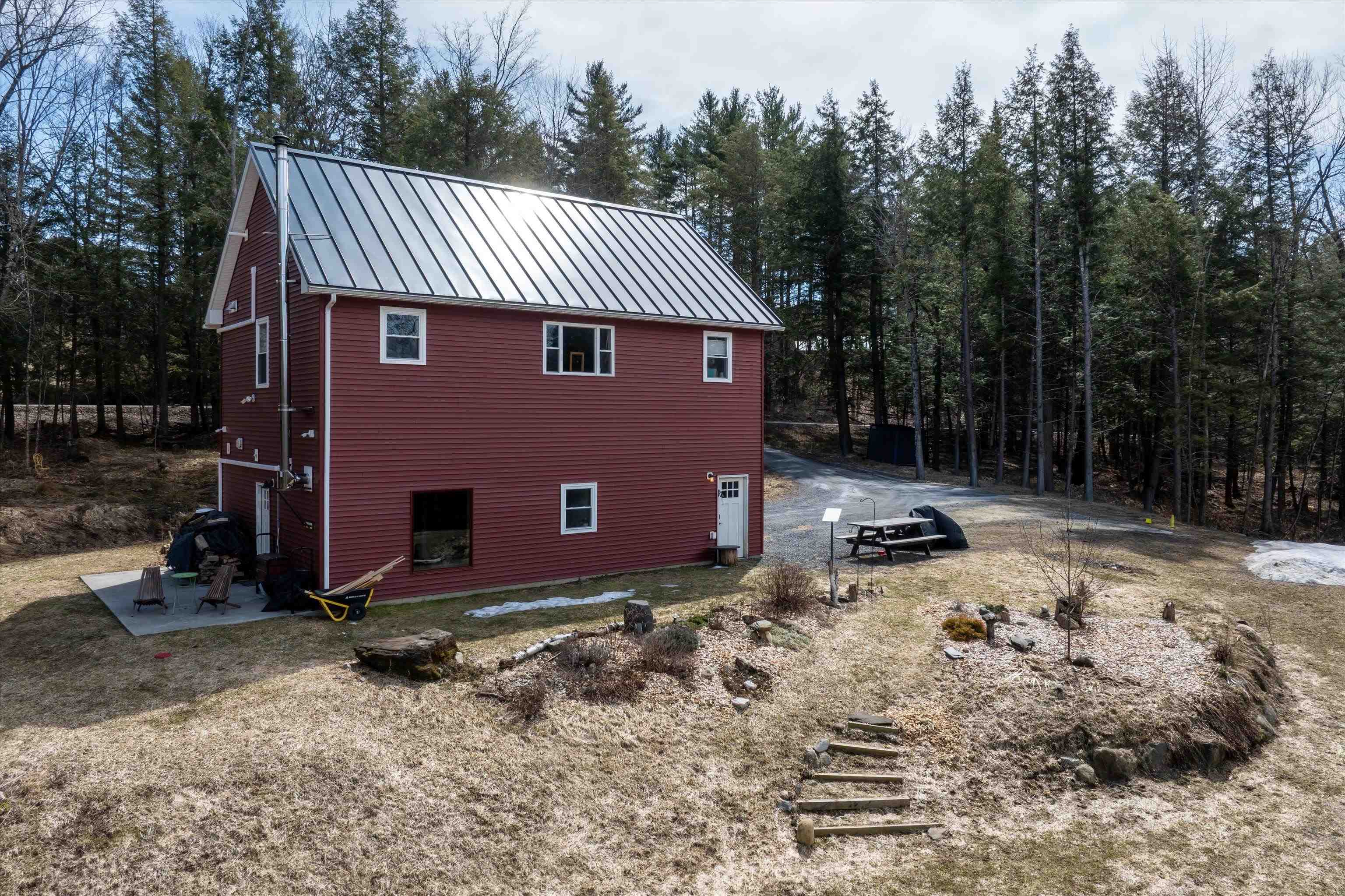 280 Lower Road Plainfield, VT 05667 - Photo 4 of 60