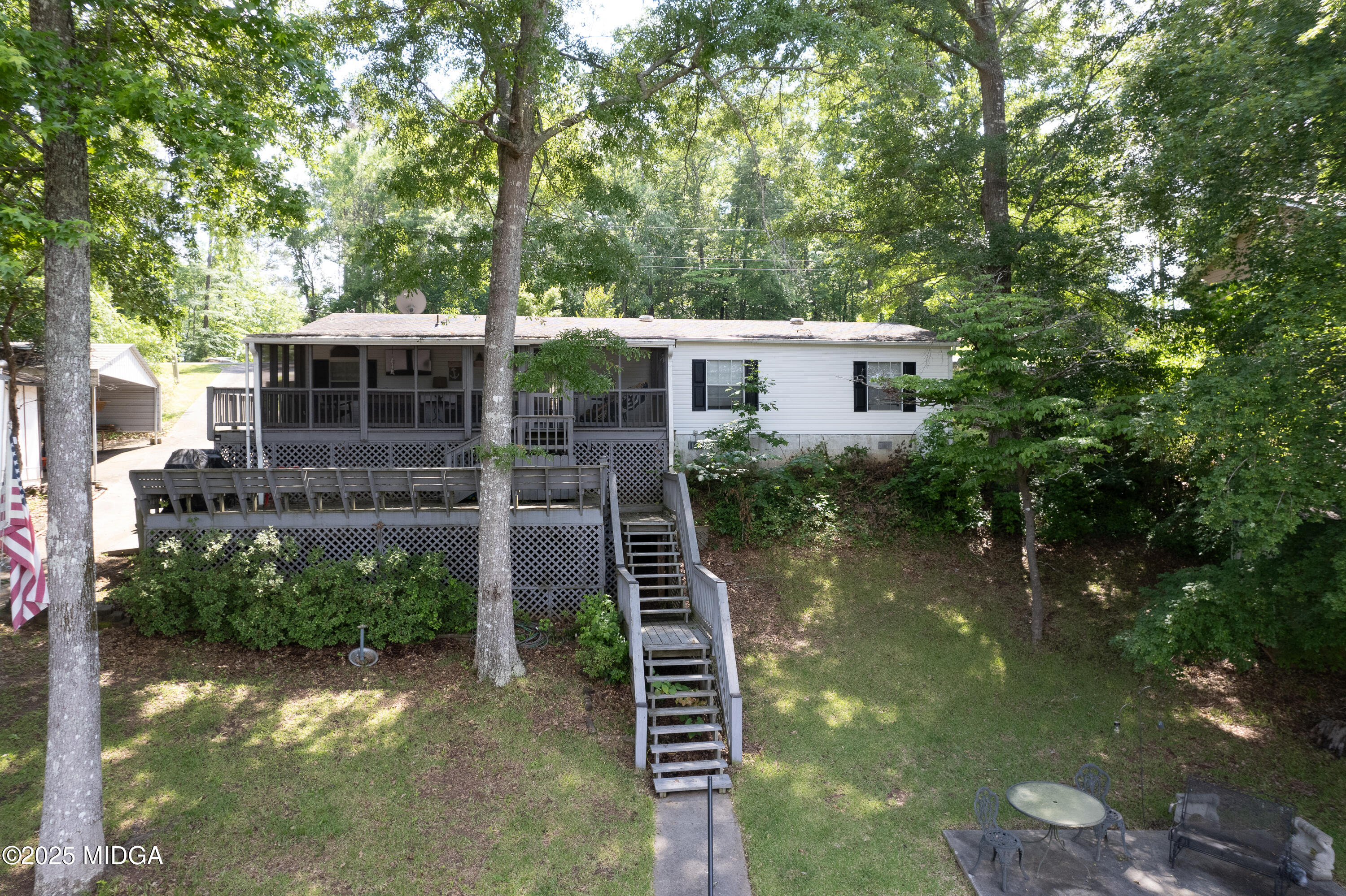 275 Burtom Rd-02009 (2)
