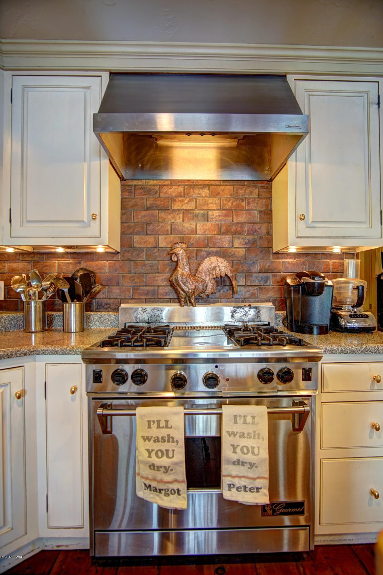 113 Shore Road Tafton, PA 18464 - Photo 11 of 43 Kitchen 5