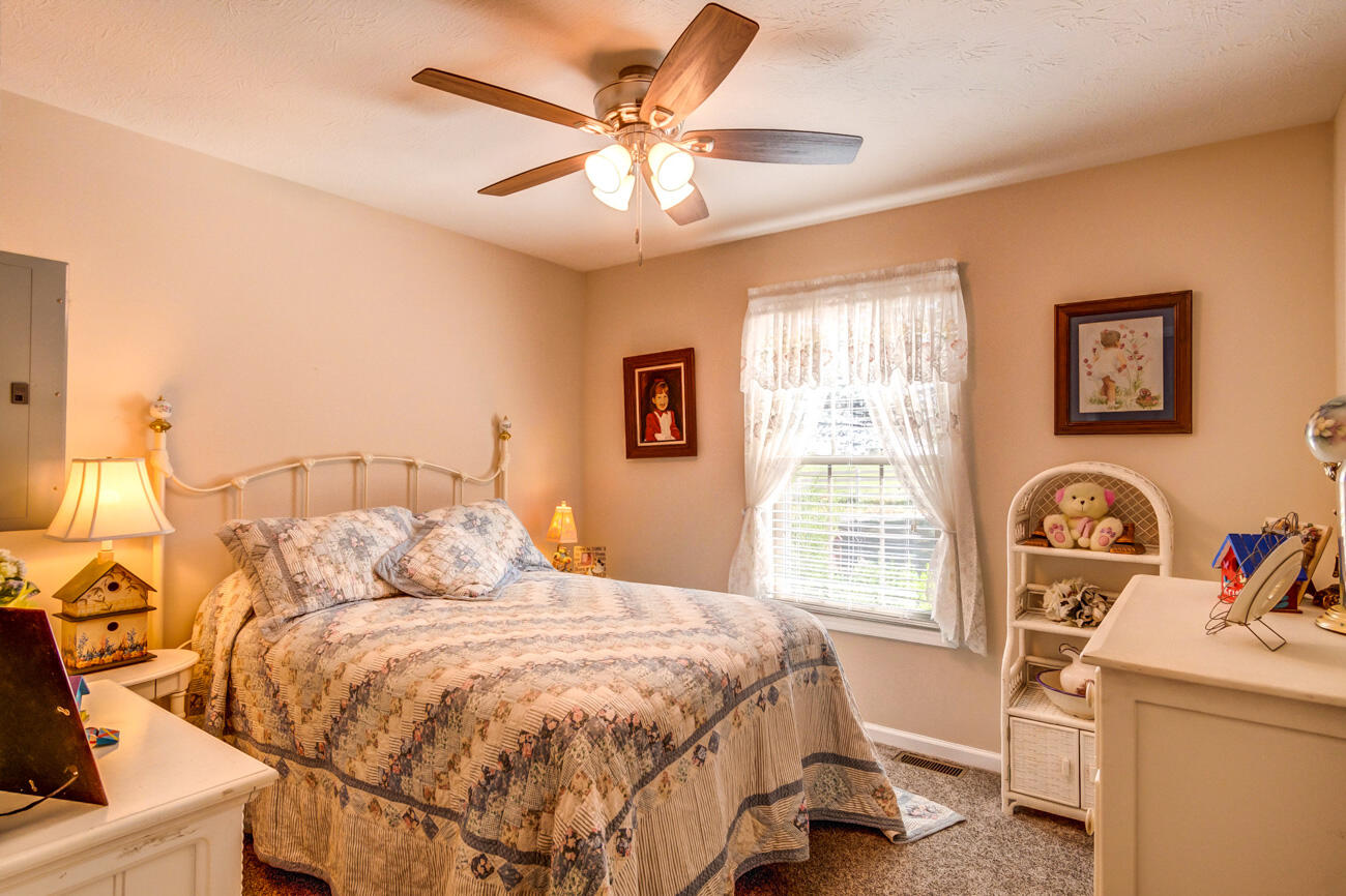 1315 Blue Lick Road Berea, KY 40403 - Photo 25 of 45 166