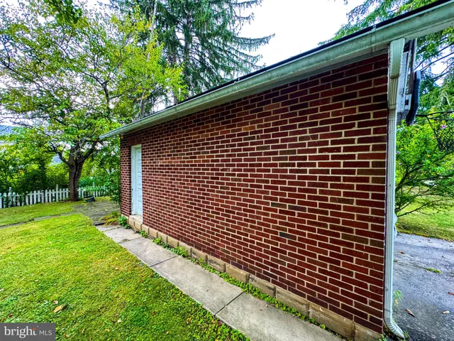 $169,900 | 9 Lombardy Circle, Lewistown, PA 17044