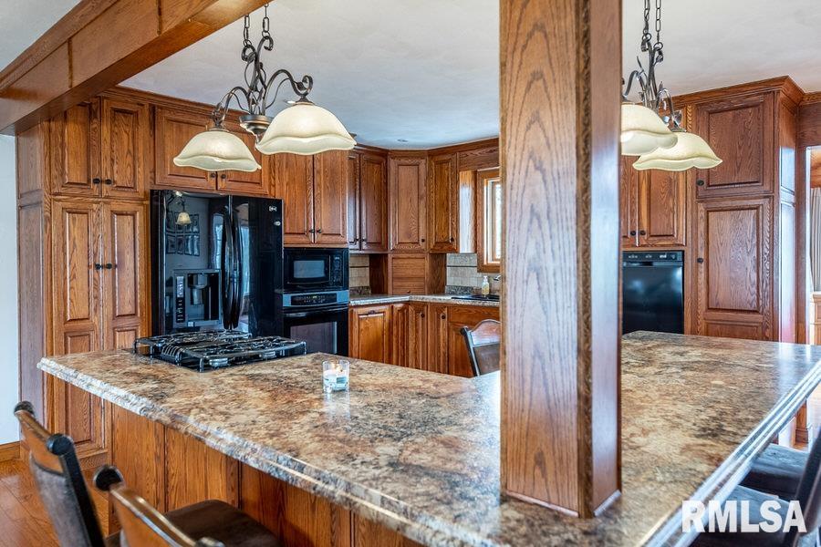 9511 West Whittingham Point Mapleton, IL 61547 - Photo 22 of 47