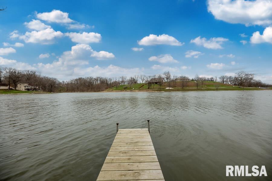 9511 West Whittingham Point Mapleton, IL 61547 - Photo 3 of 47