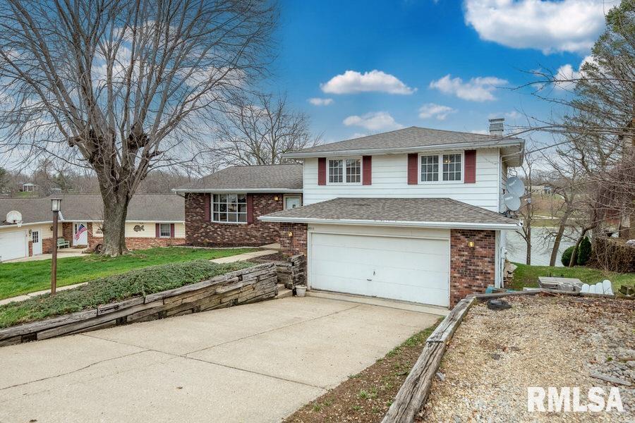 9511 West Whittingham Point Mapleton, IL 61547 - Photo 4 of 47