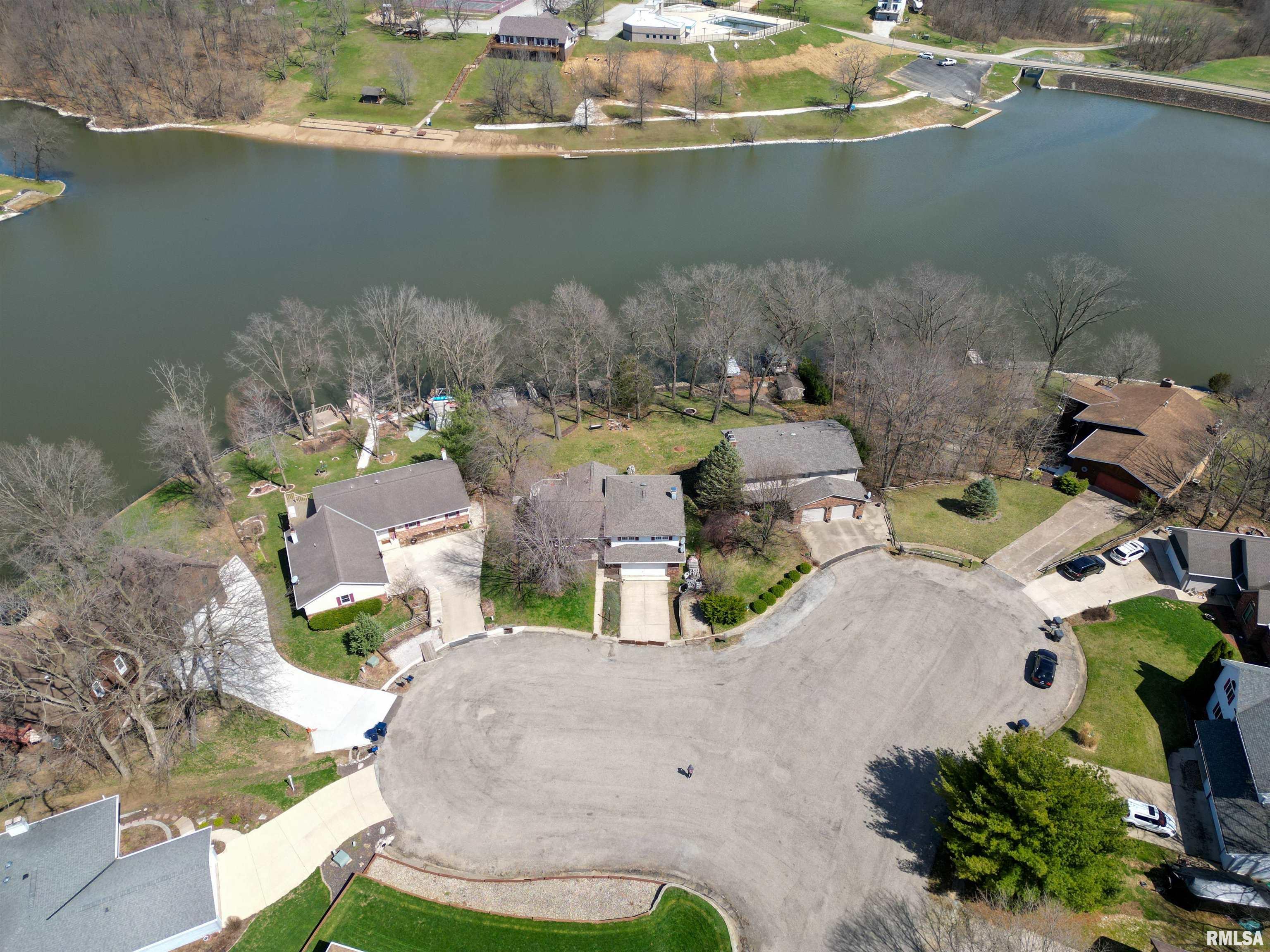 9511 West Whittingham Point Mapleton, IL 61547 - Photo 8 of 47